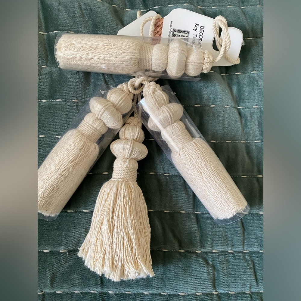 Hofburg Interiors brand , Key Tassels ( NEW)